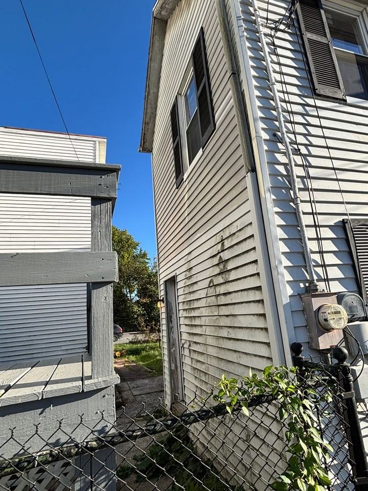 19 Mulberry St - Photo 2 of 28