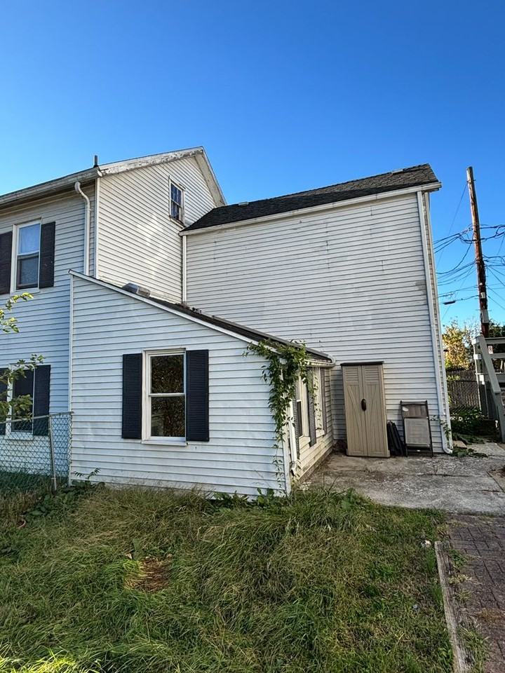 19 Mulberry St - Photo 4 of 28
