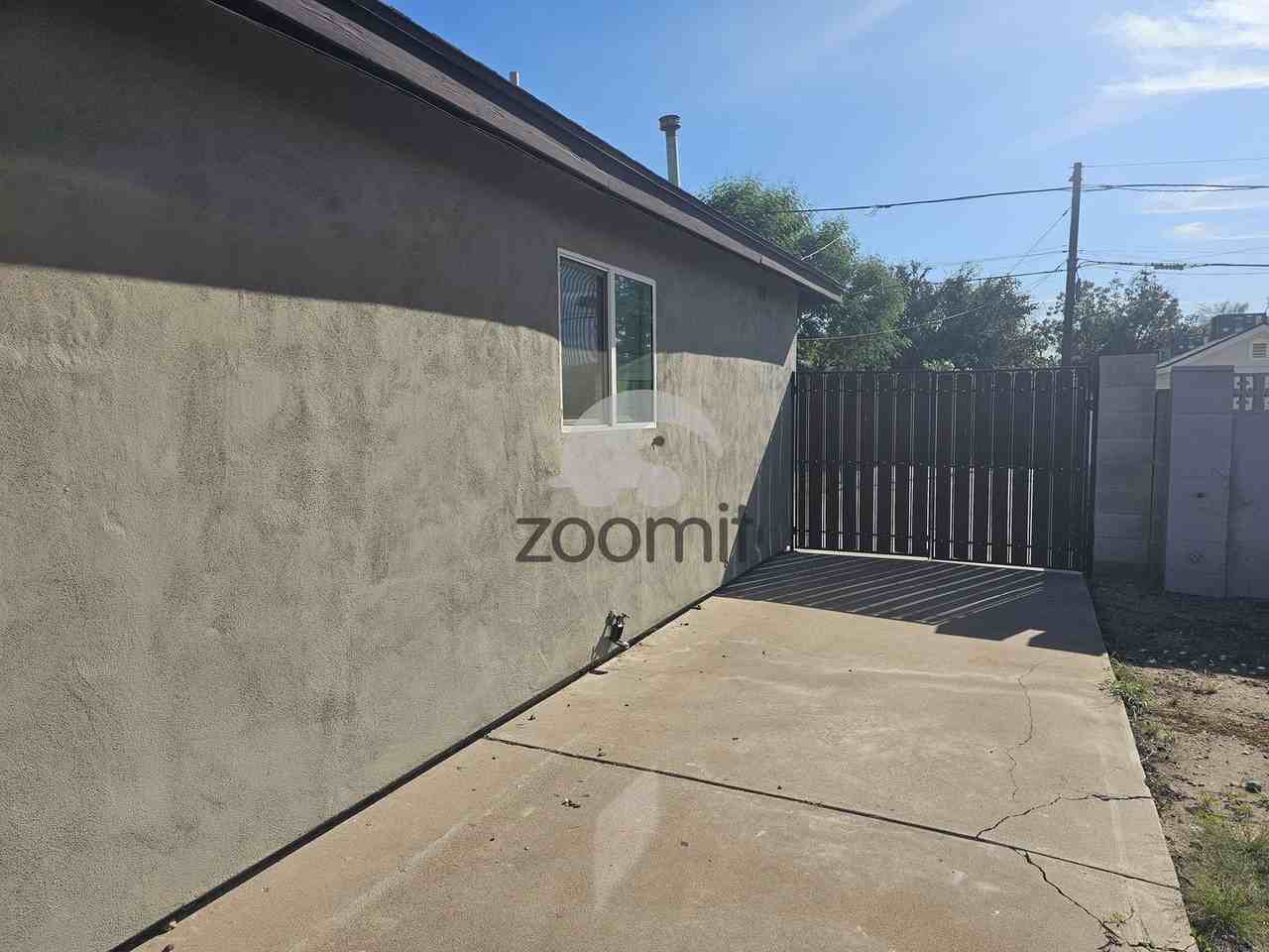 1705 W Montecito Ave - Photo 4 of 47