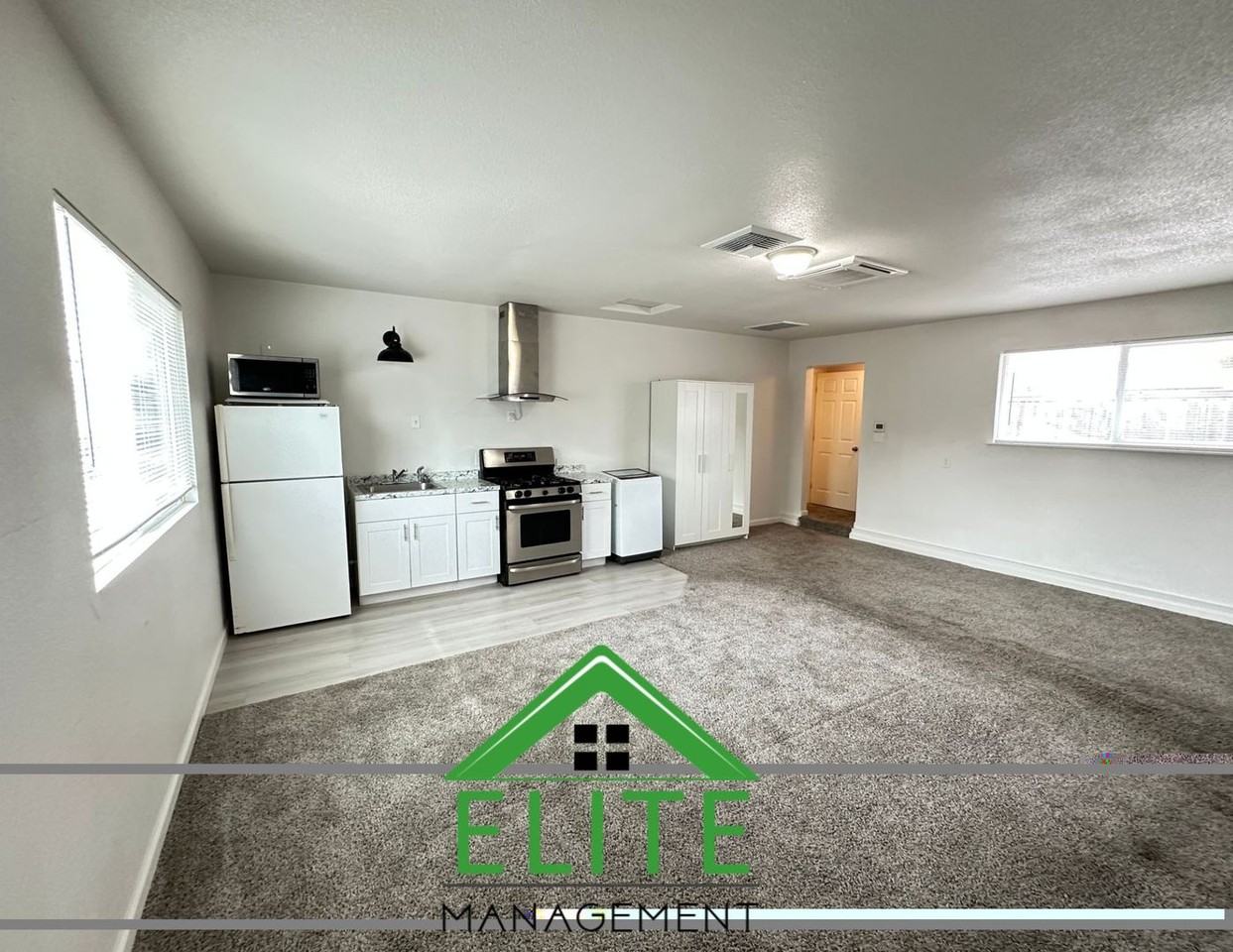 4970 Jackson St #D - Photo 3 of 11