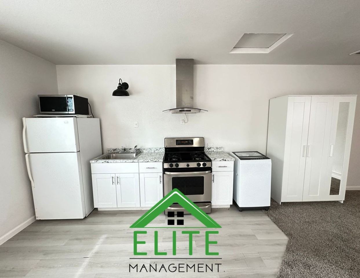 4970 Jackson St #D - Photo 5 of 11
