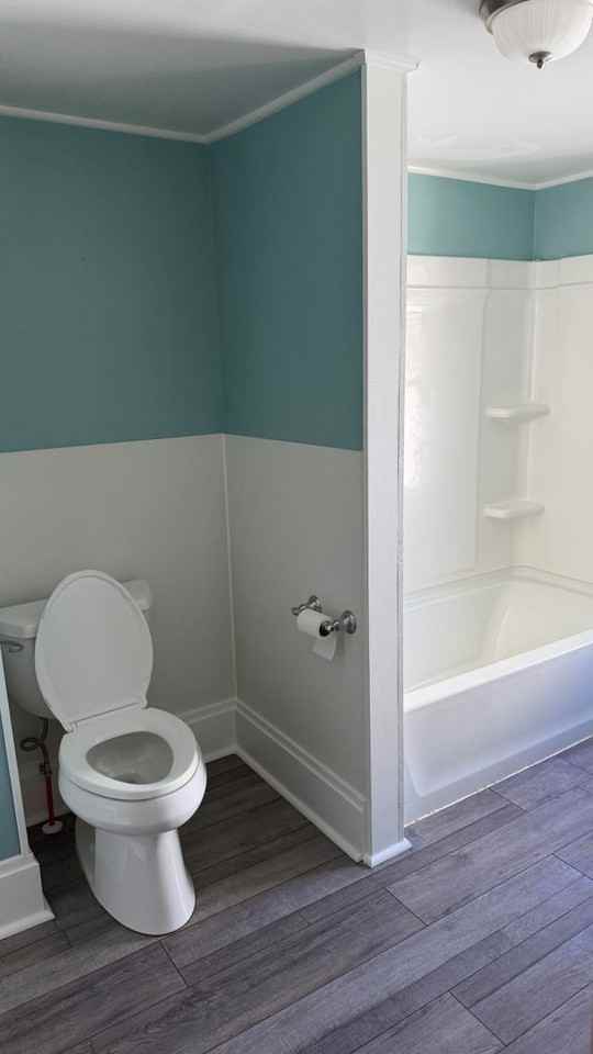 556 Spruce Ave - Photo 4 of 9