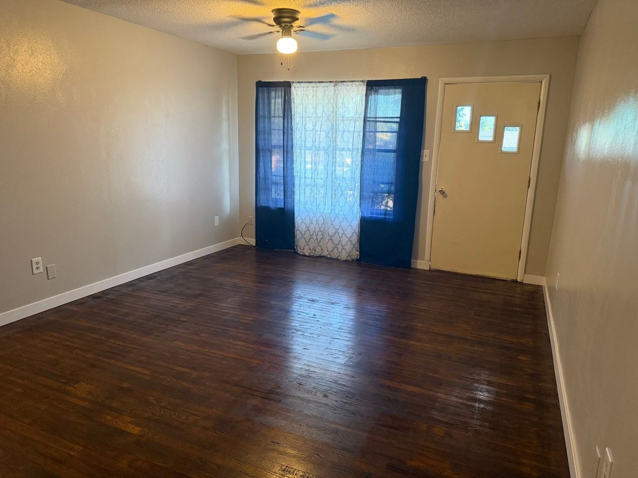 5907 Nw Dearborn Ave - Photo 3 of 18