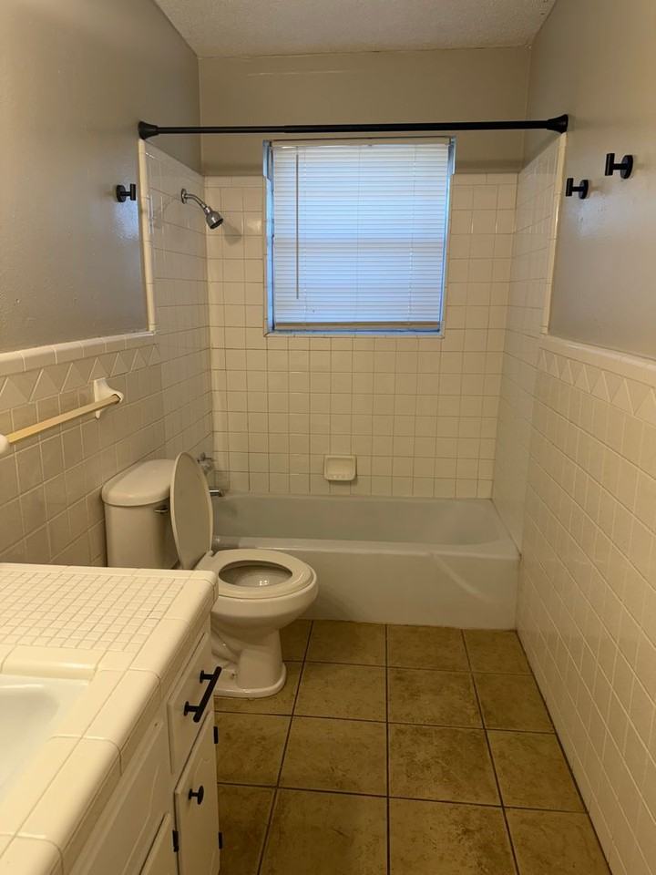 5907 Nw Dearborn Ave - Photo 5 of 18