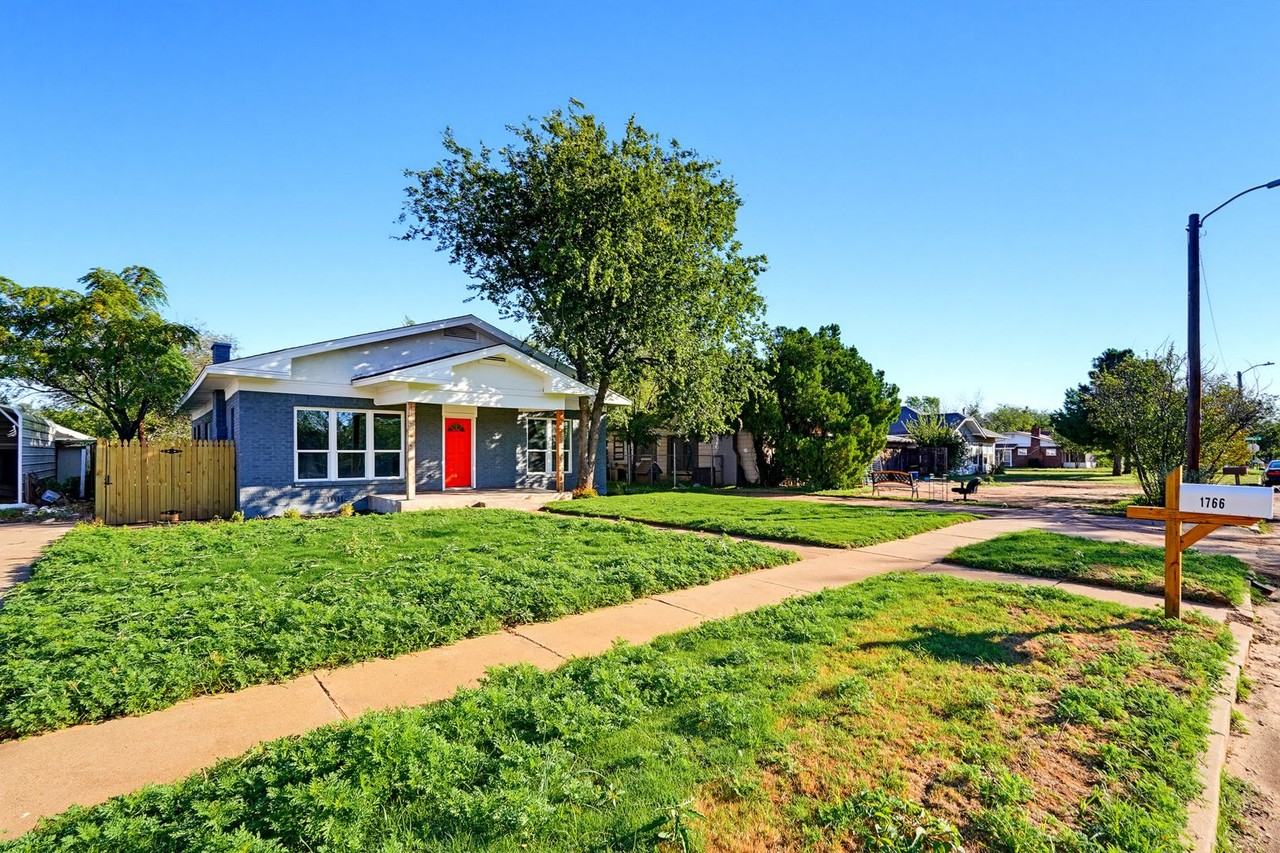 1766 1766 Sander St. - Photo 3 of 50