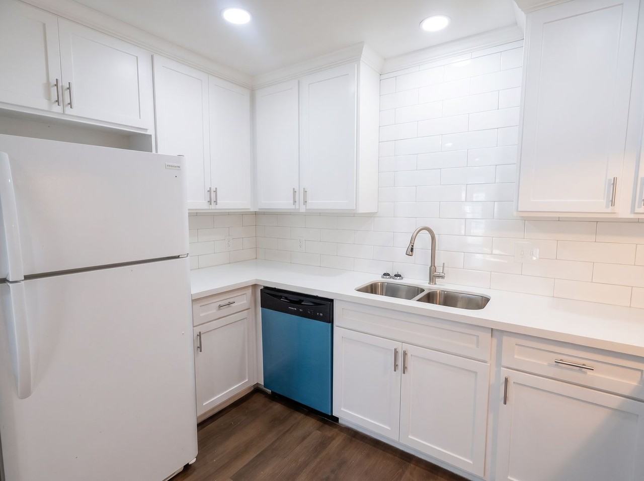 2924 Mackey Ln - Photo 6 of 18