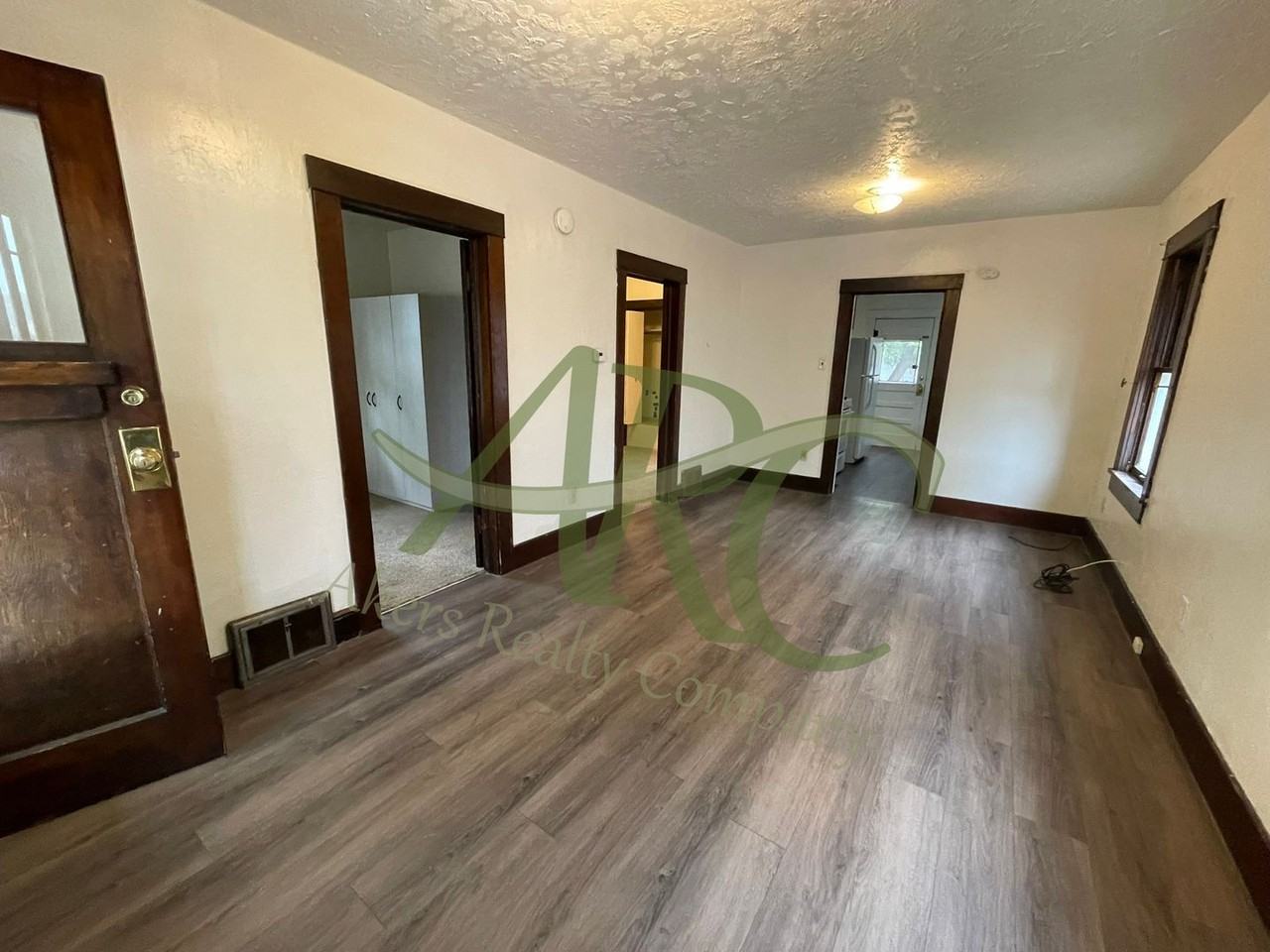 623 Veta Ave - Photo 2 of 15