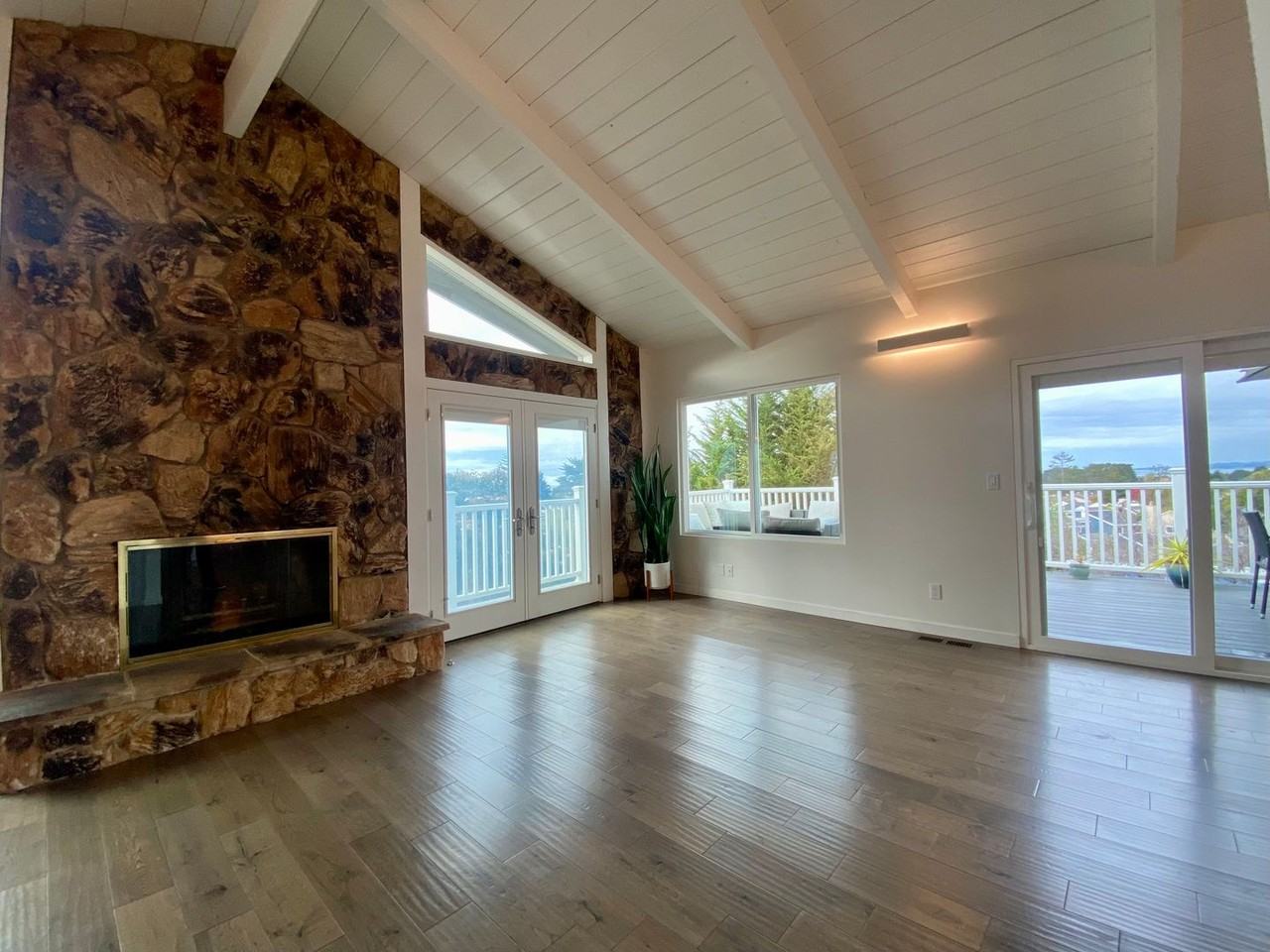 2065 Seascape Blvd - Photo 7 of 20