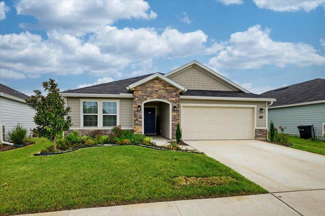 8374 Hawkes Meadow Dr - Photo 3 of 24