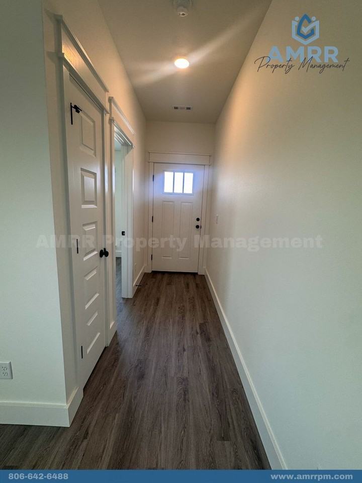 2024 Porter St - Photo 7 of 22