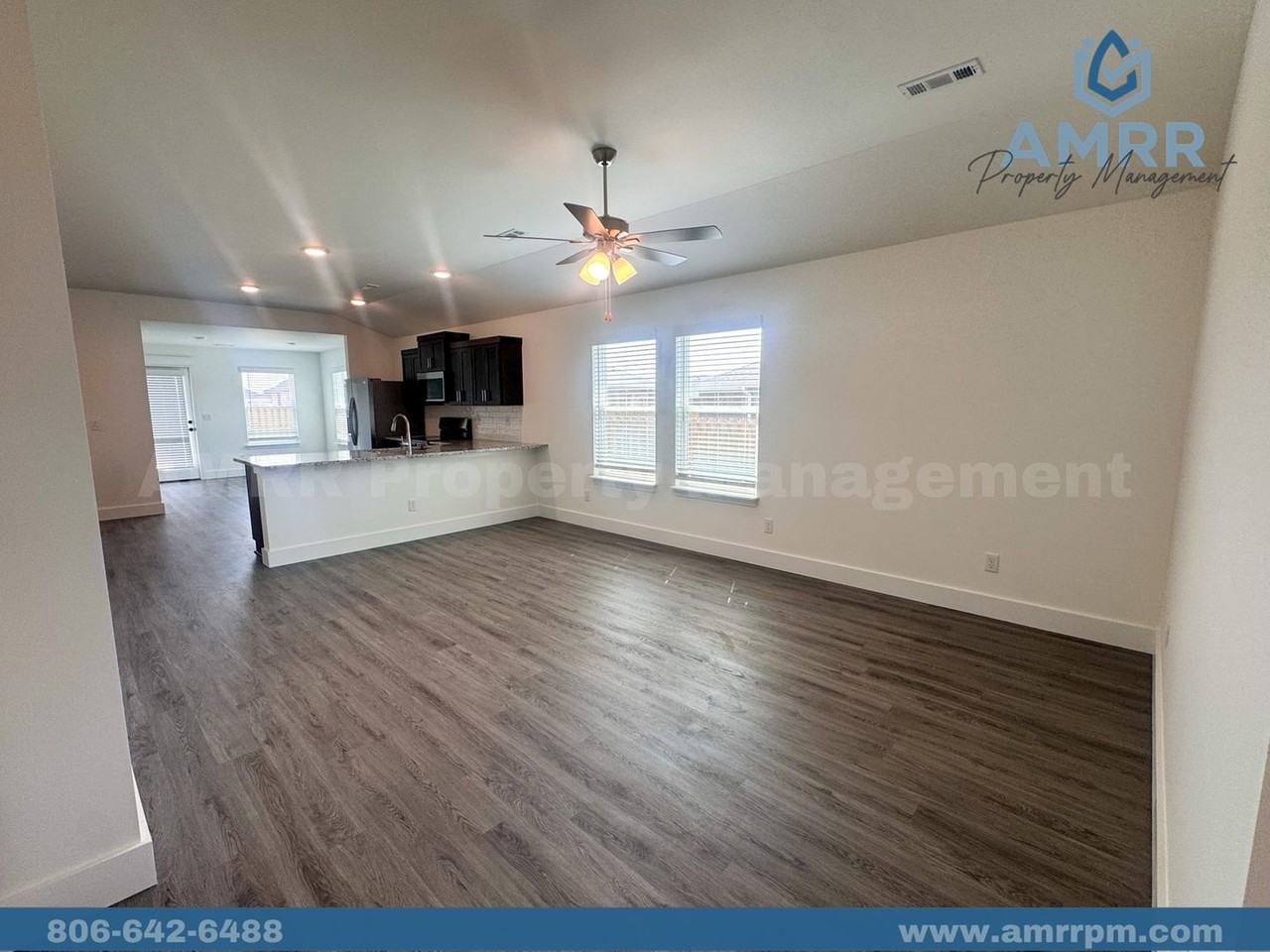 2032 Porter St - Photo 2 of 22