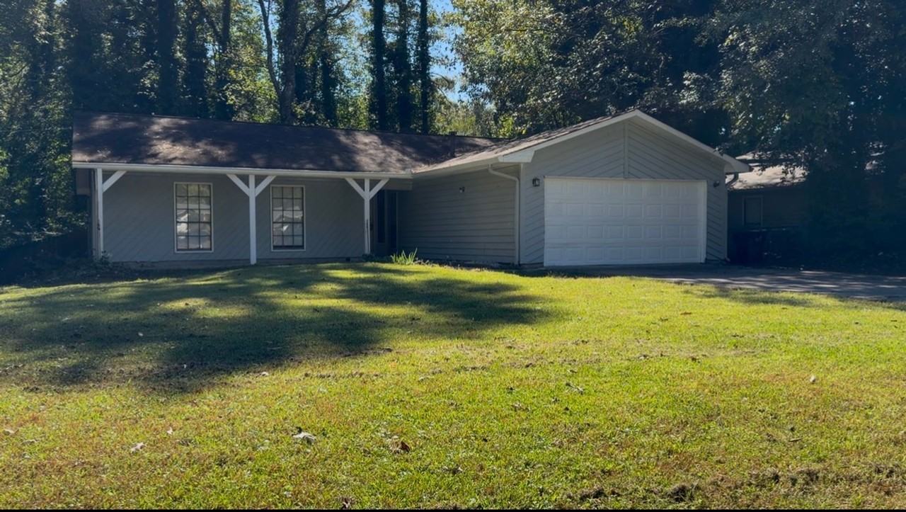 1541 Flat Rock Rd - Photo 2 of 23