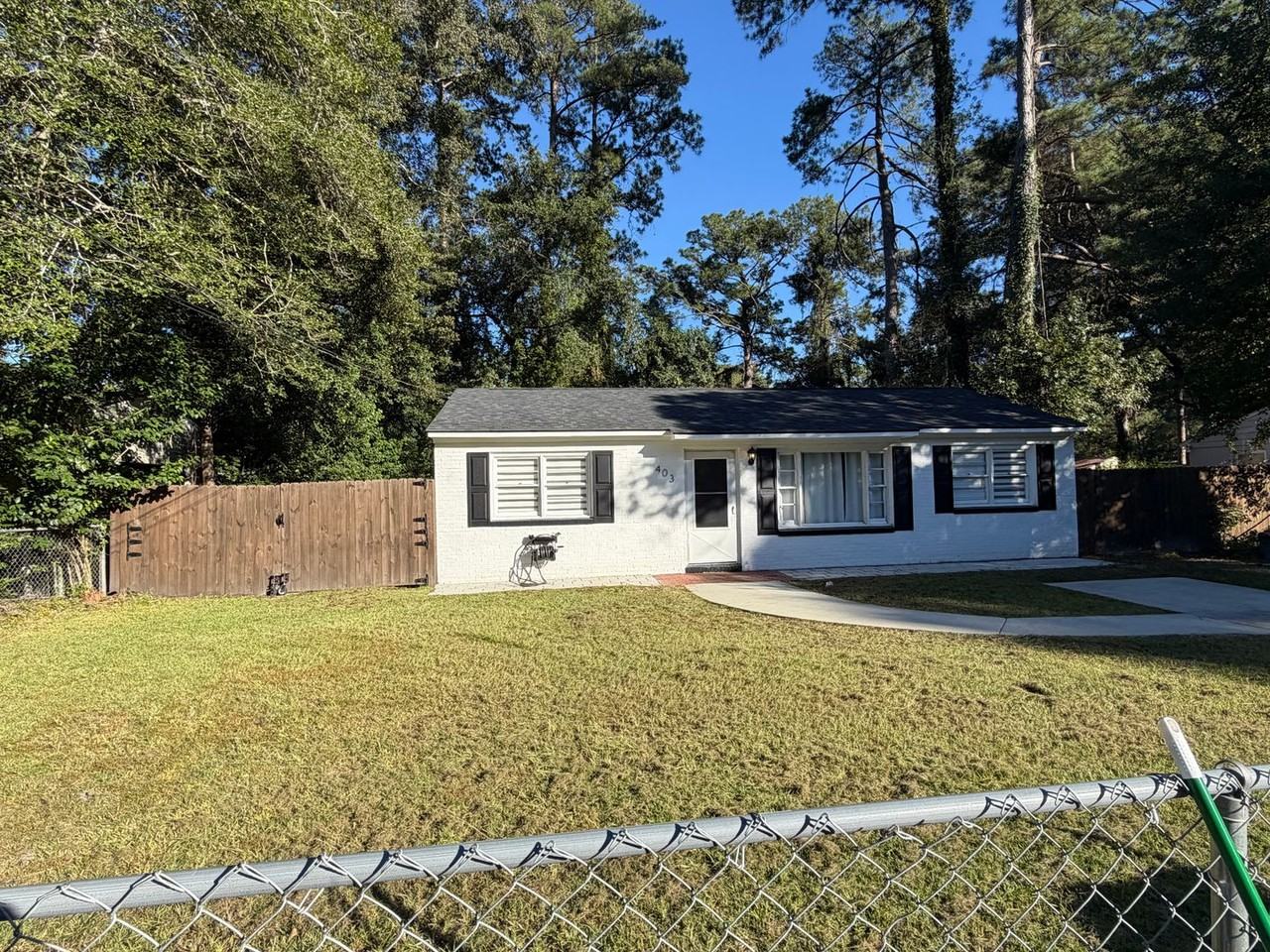403 Patton Rd - Photo 2 of 11