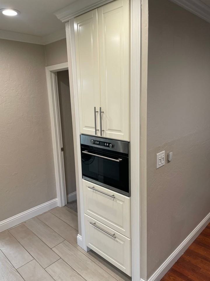 2701 58th St - Photo 7 of 25