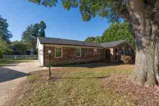 504 Carson Rd - Photo 1 of 1