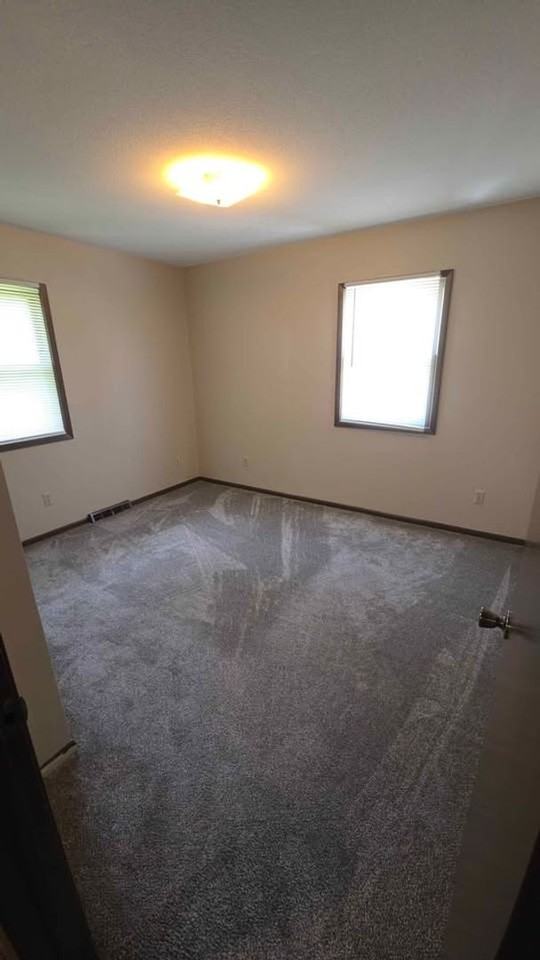 3314 Valdez Ct - Photo 2 of 9