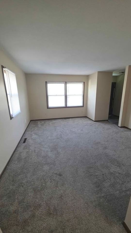 3314 Valdez Ct - Photo 5 of 9