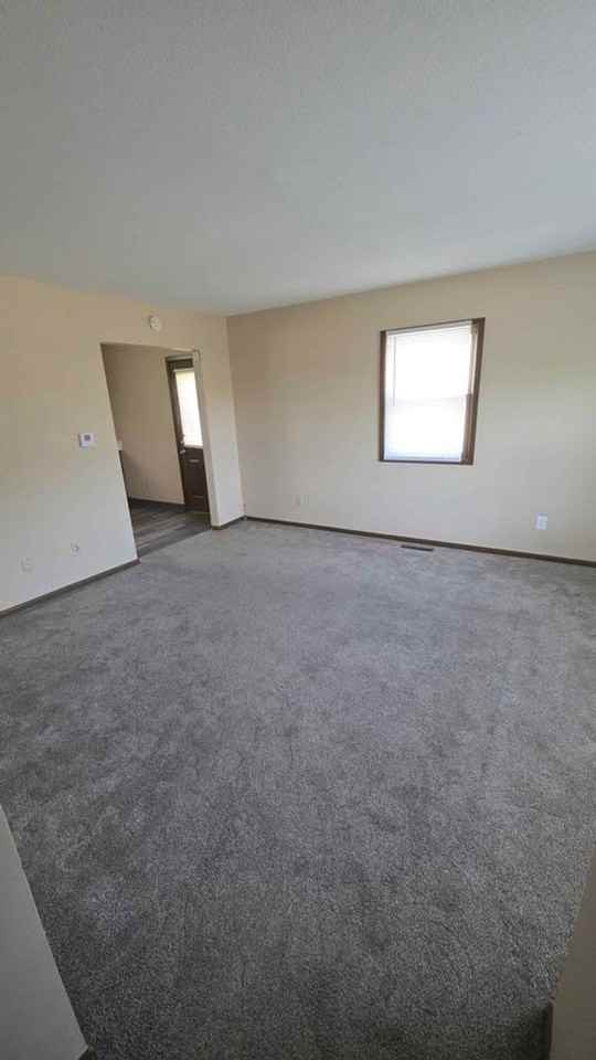3314 Valdez Ct - Photo 7 of 9