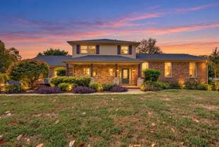 711 Warrior Dr - Photo 1 of 1