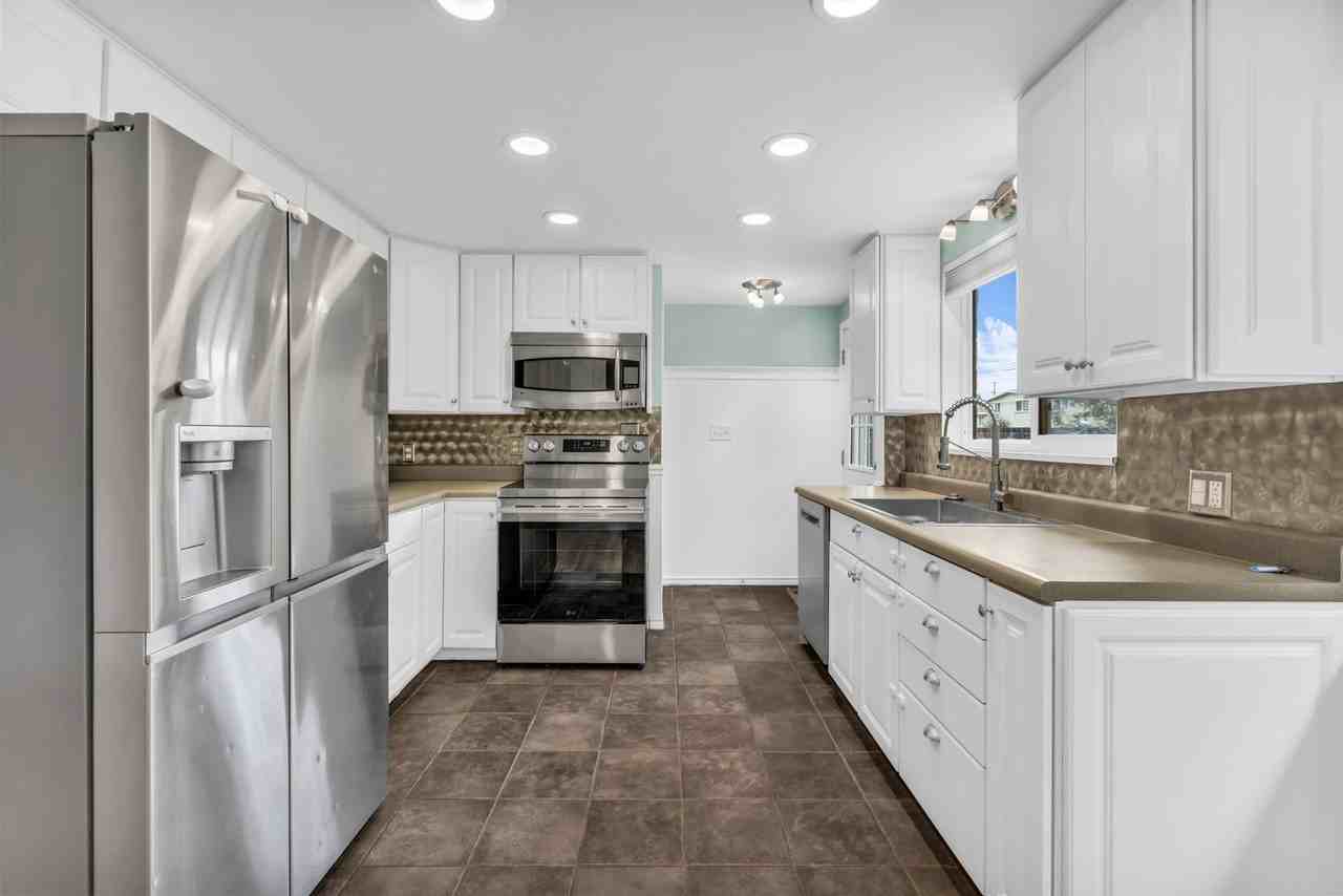 1246 E Hyland Lake Dr - Photo 7 of 34