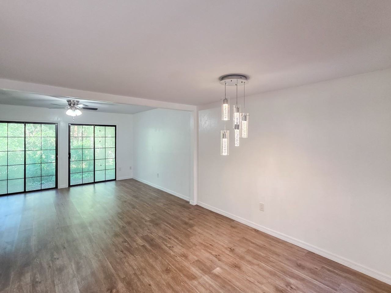 825 Sw 55th Ter - Photo 2 of 21