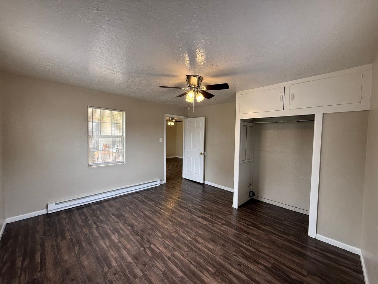 1220 N Lea St - Photo 5 of 13