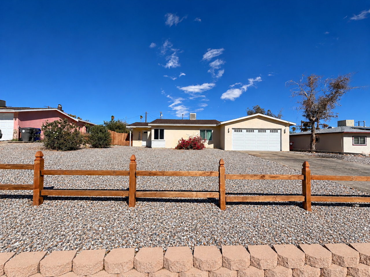 73144 Sun Valley Dr - Photo 2 of 19