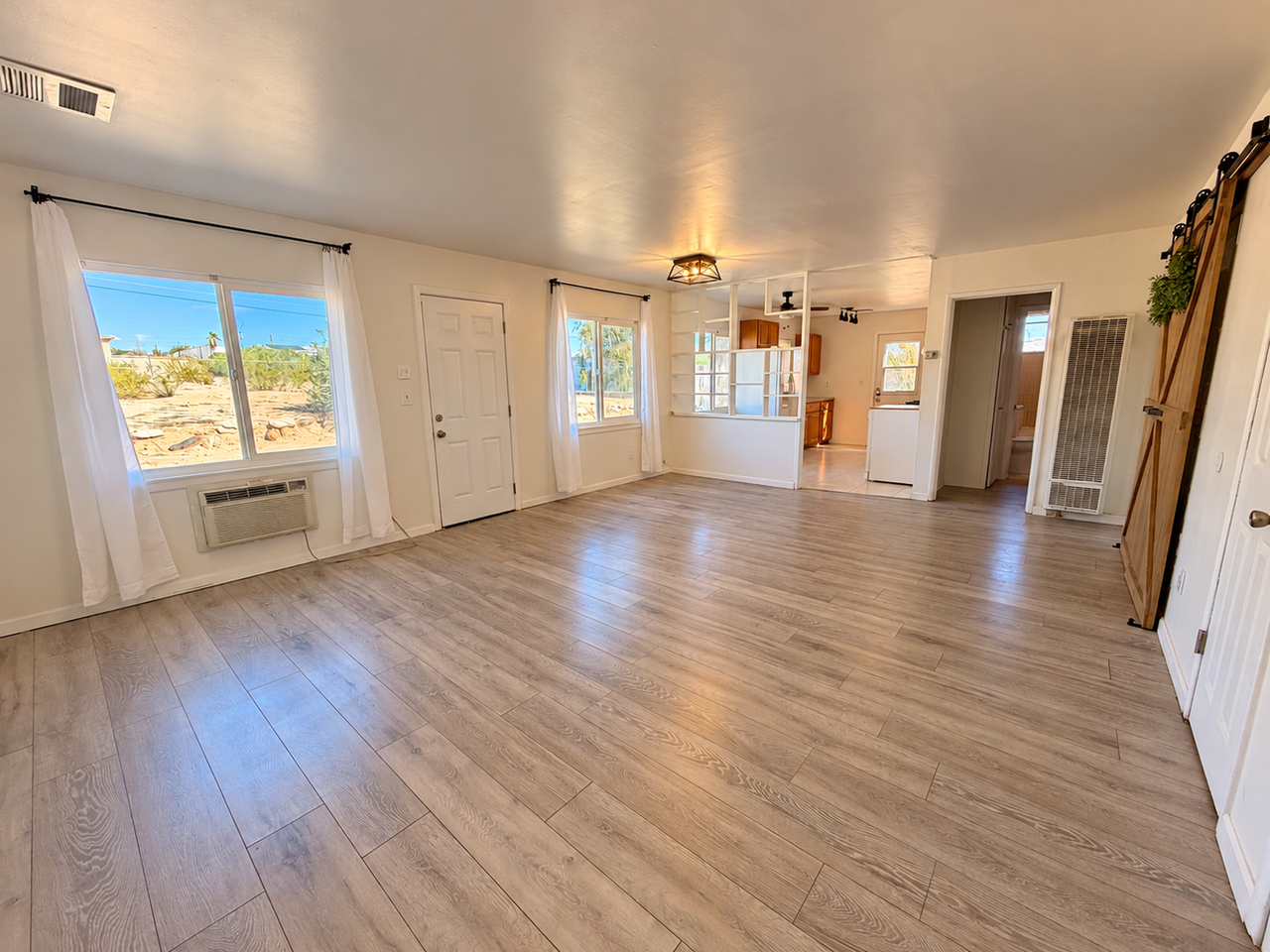 73144 Sun Valley Dr - Photo 5 of 19