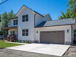 featured image of 1306 Nw Whipple Ave