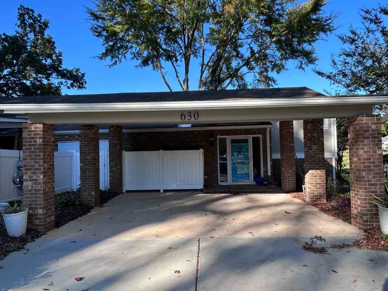 630 Riverbend Dr - Photo 3 of 32