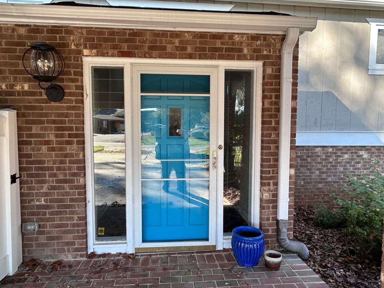 630 Riverbend Dr - Photo 4 of 32