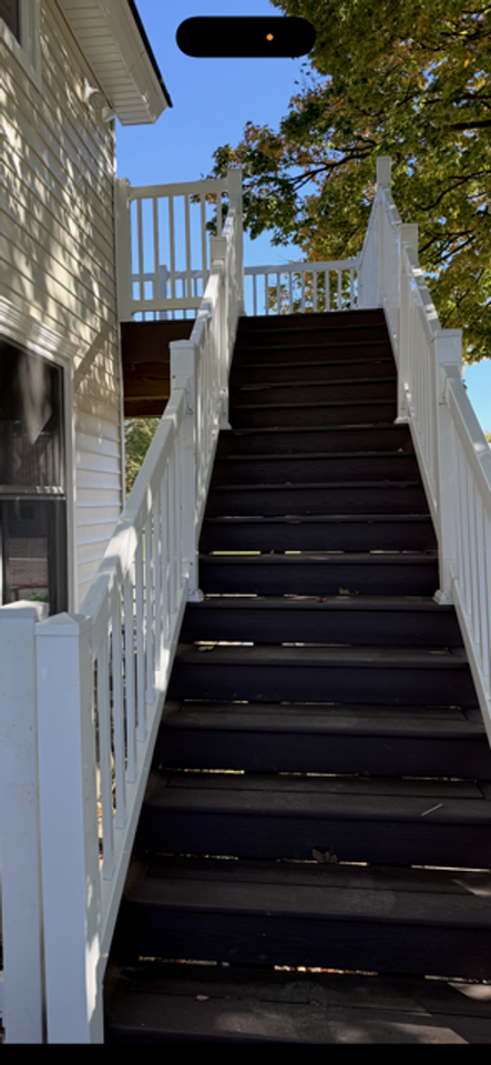 146 S Clinton St - Photo 2 of 18