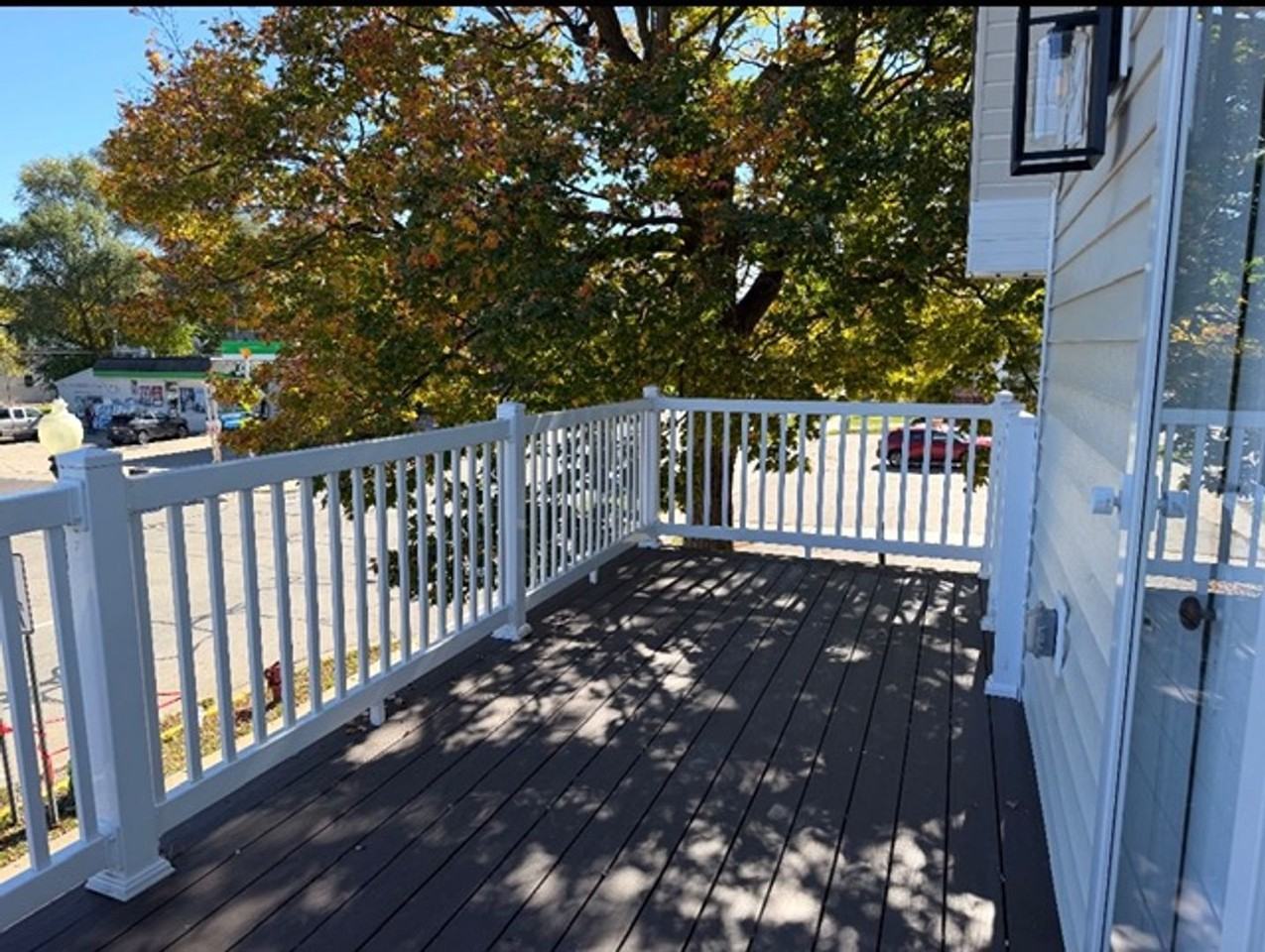 146 S Clinton St - Photo 5 of 18