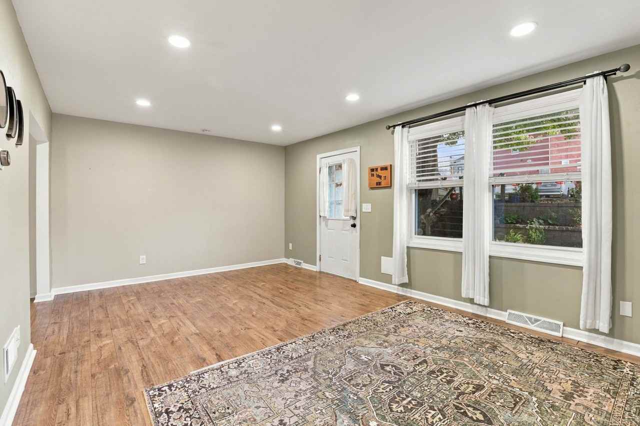 303 Church St - Photo 5 of 25