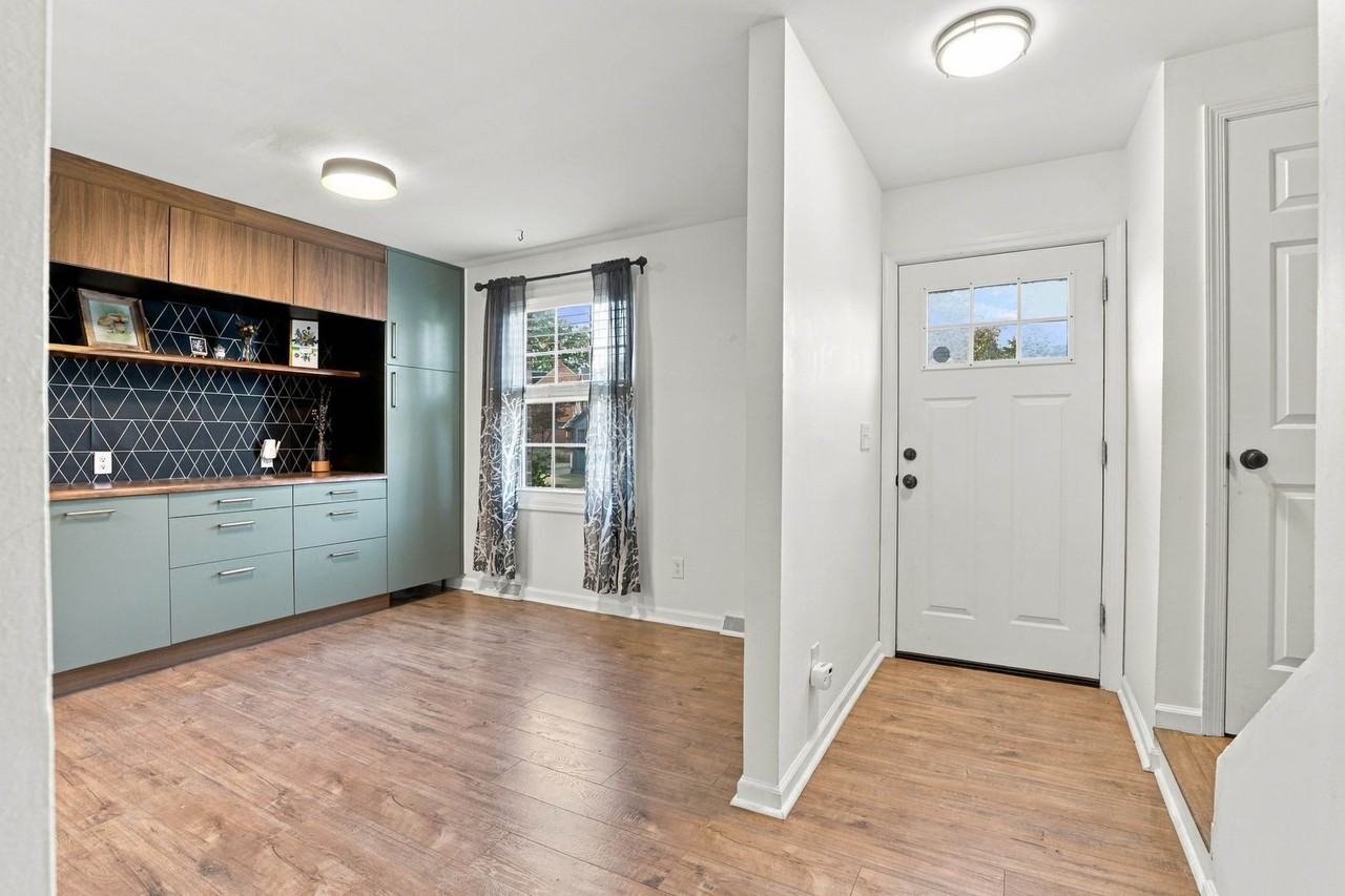 303 Church St - Photo 7 of 25
