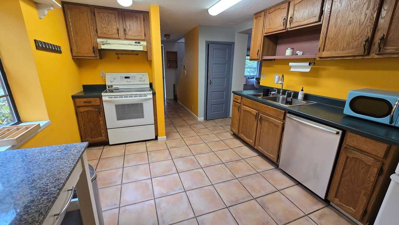 299 Conner Rd - Photo 4 of 10