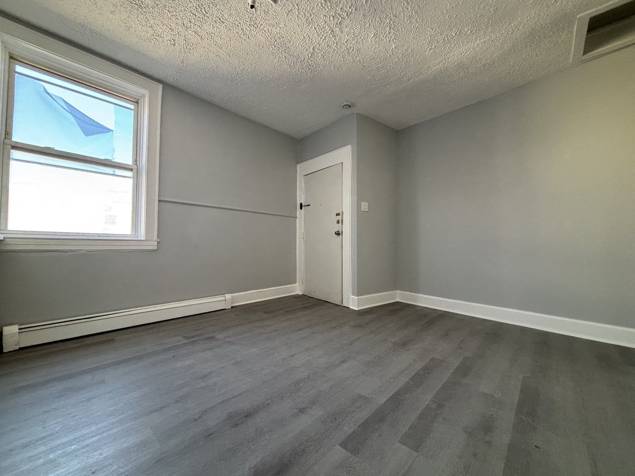 147 Elm Street #3L - Photo 3 of 10