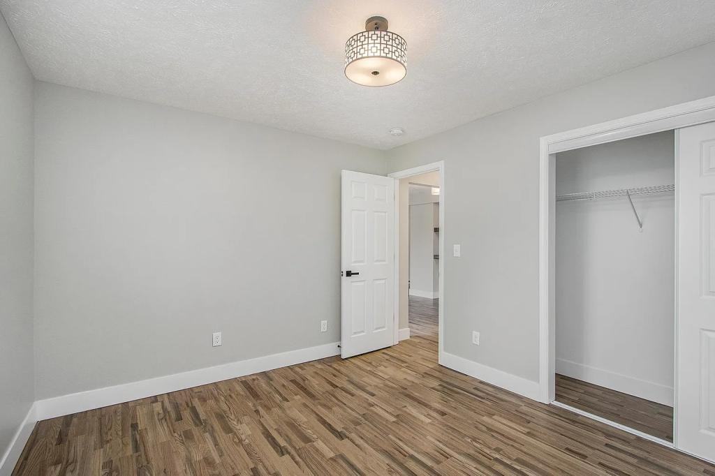 2424 Texel Dr - Photo 6 of 16