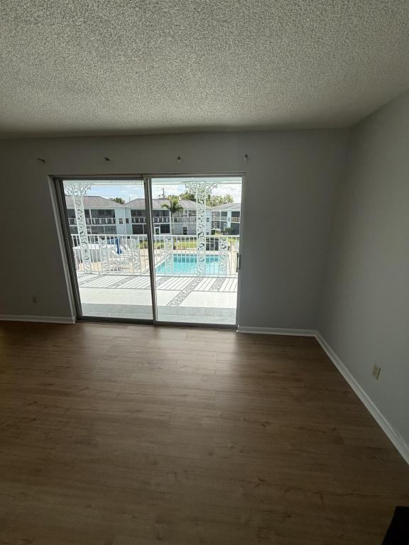 1005 Knox Mcrae Dr ##100 - Photo 3 of 10