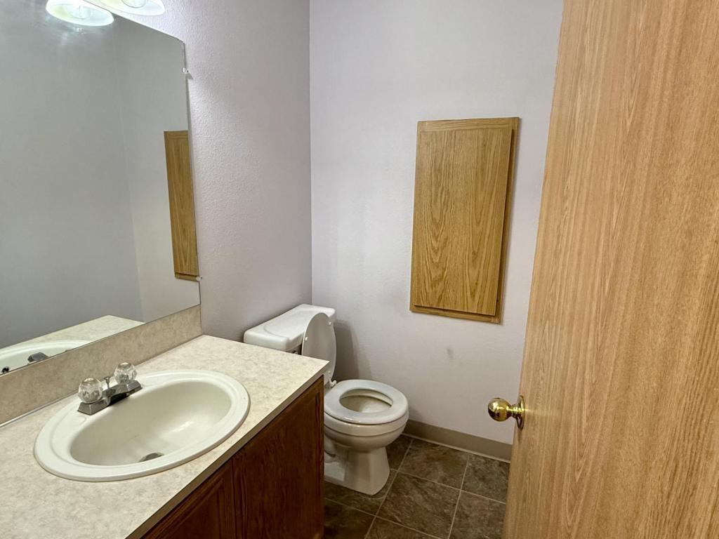 919 Se 153rd Ave #A - Photo 3 of 22