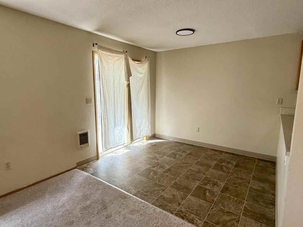 919 Se 153rd Ave #A - Photo 6 of 22
