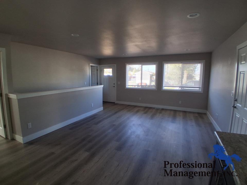 2026 Lake Elmo Dr - Photo 2 of 11