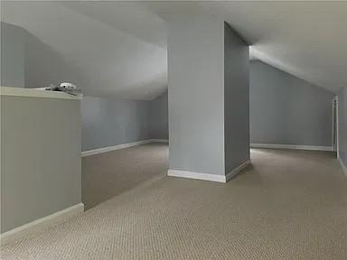 263 Oakwood Rd - Photo 3 of 9