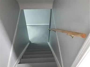 263 Oakwood Rd - Photo 5 of 9