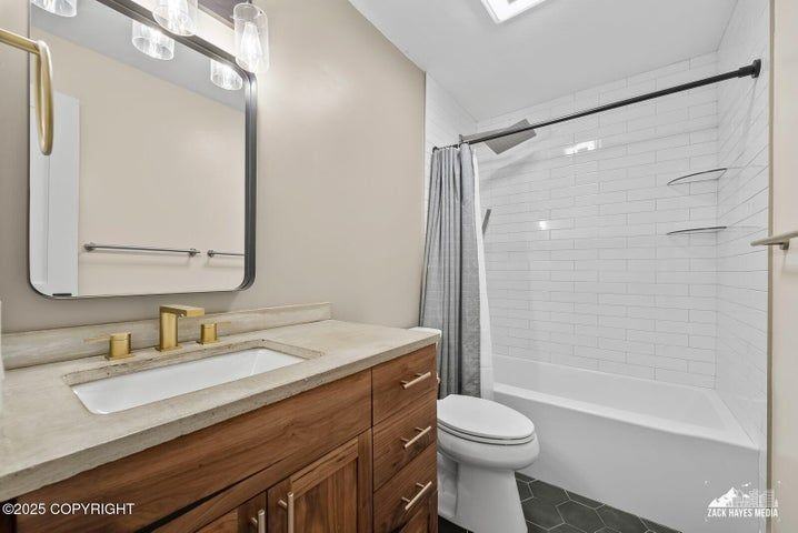 7790 Boundary Ave - Photo 5 of 9