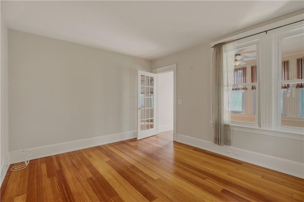 8 Warner Pl - Photo 5 of 21