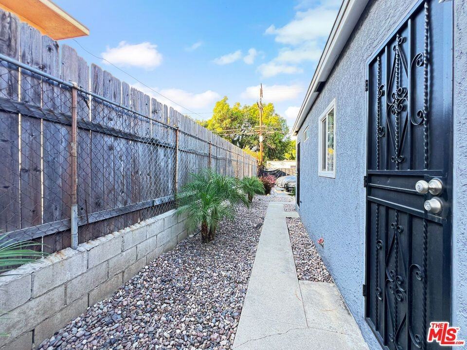 813 E Imperial Hwy ##3 - Photo 7 of 11