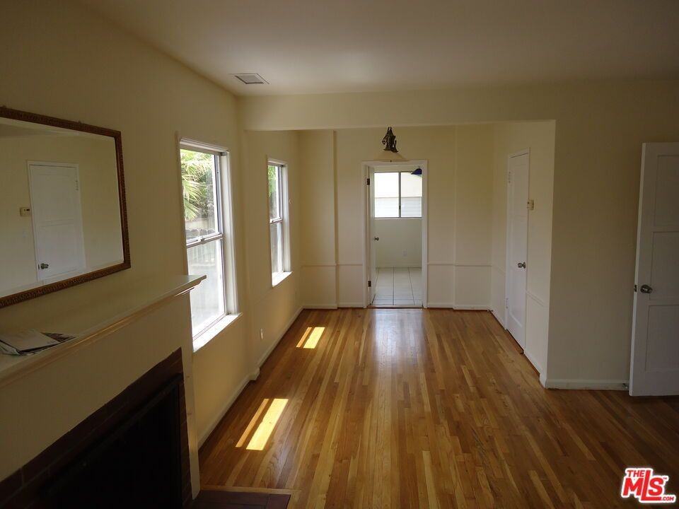 1929 Stoner Ave - Photo 2 of 19