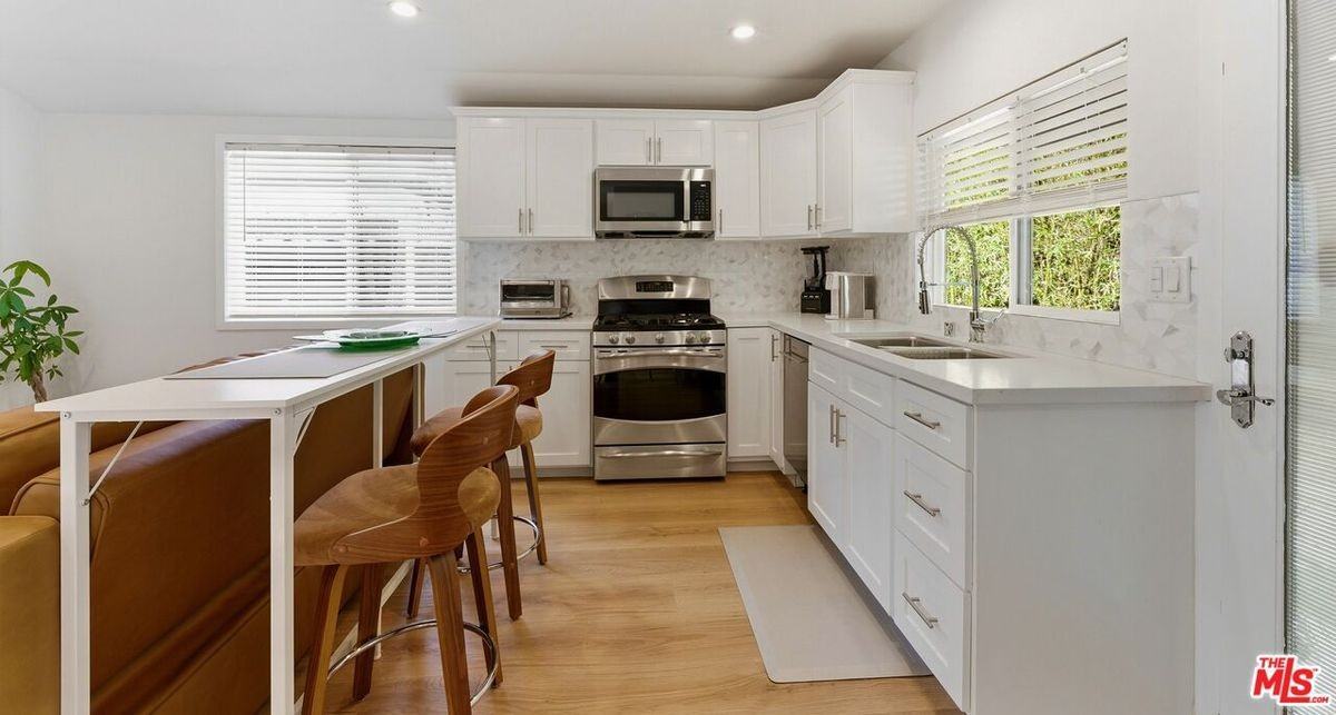132 N Carson Rd ##A - Photo 7 of 14