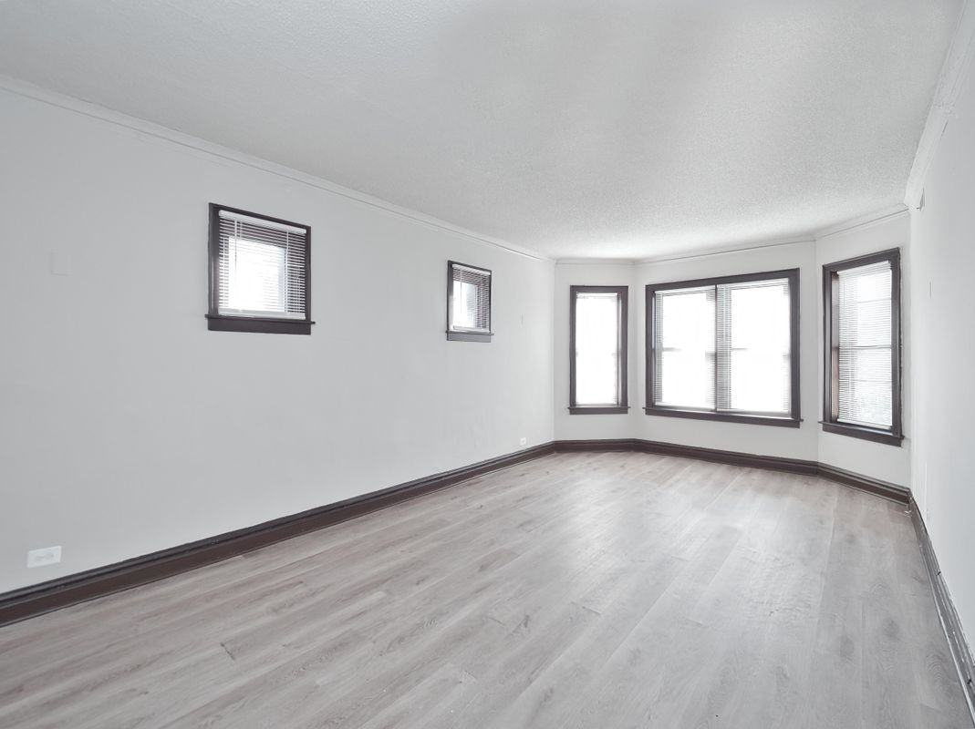 701 N Central Ave ##3s - Photo 2 of 19